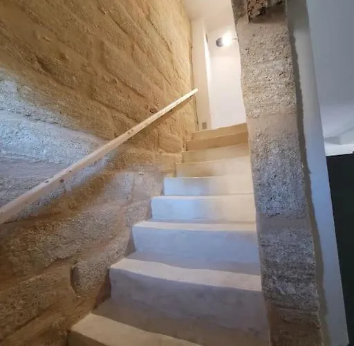 Maison De Charme Proche D'uzes * Flaux