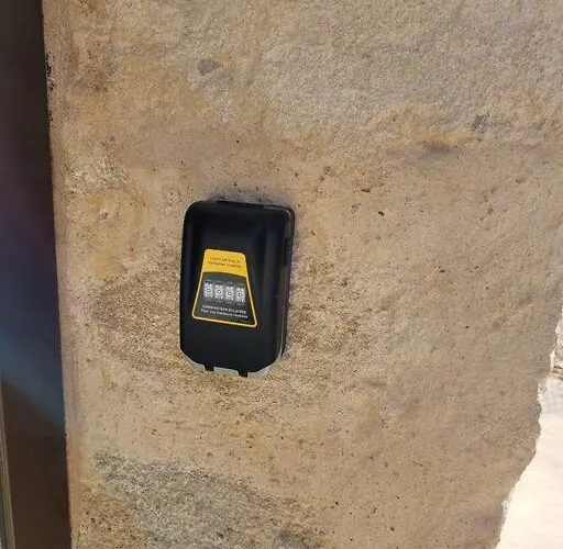 Maison De Charme Proche D'uzes Вилла Flaux