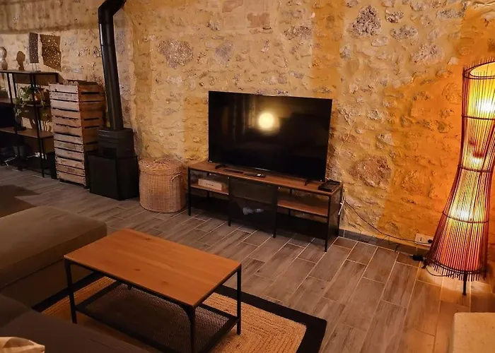 Вилла Maison De Charme Proche D'uzes *